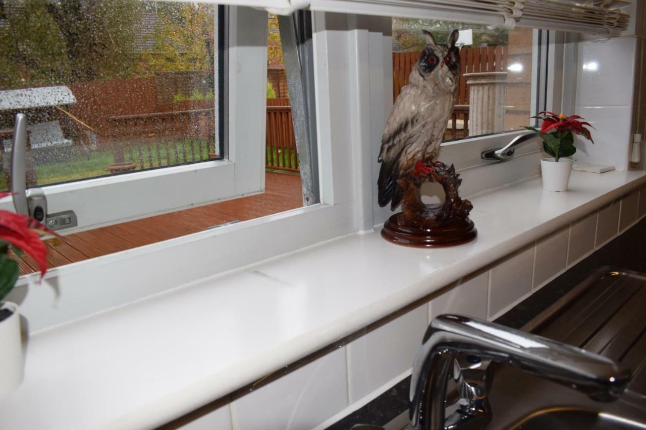 Silverburn New House With Free Parking And Nice Garden Glasgow Eksteriør bilde
